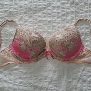 Victoria's Secret Very Sexy Push-Up Bra